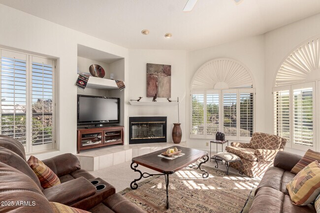 15048 N Elena Dr Fountain Hills, AZ 85268 photo 5