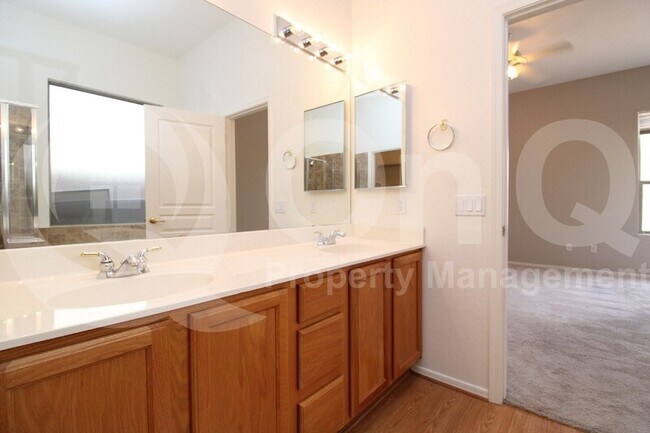 3892 S Felix Pl Chandler, AZ 85248 photo 3
