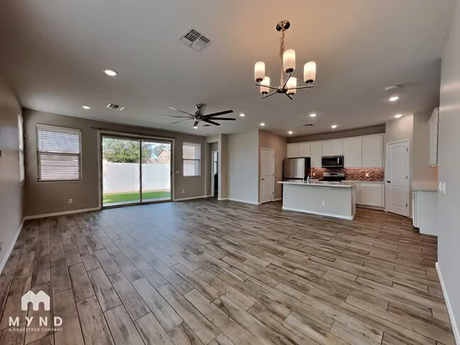 15168 W Sherman St Goodyear, AZ 85338 photo 3