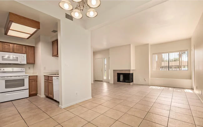 9708 E Via Linda Scottsdale, AZ 85258 photo 2