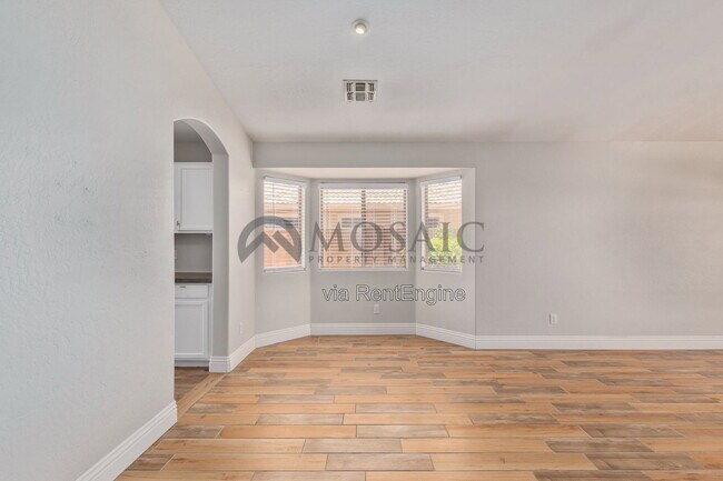 3381 E Flamingo Ct Gilbert, AZ 85297 photo 4