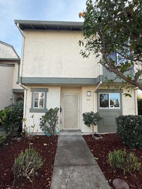 618 Lakehaven Ter Sunnyvale, CA 94089 photo 3