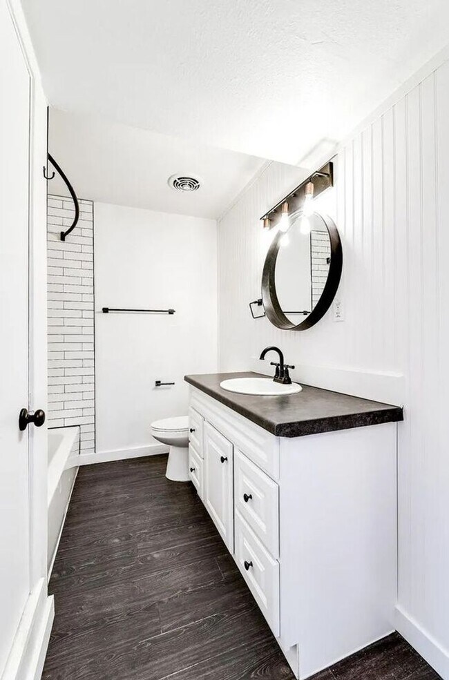 Boho On 40th Street Apartments photo 5