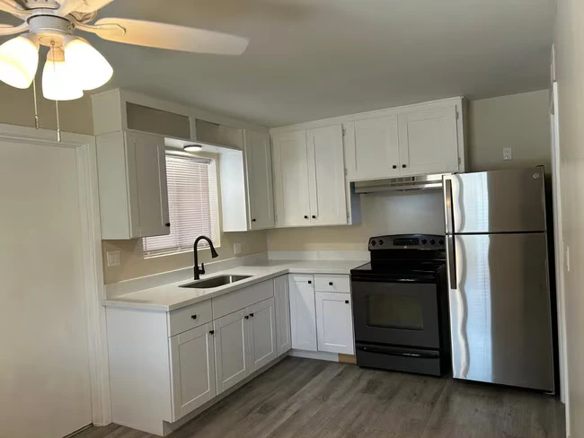 726 E 3rd Ave Mesa, AZ 85204 photo 5