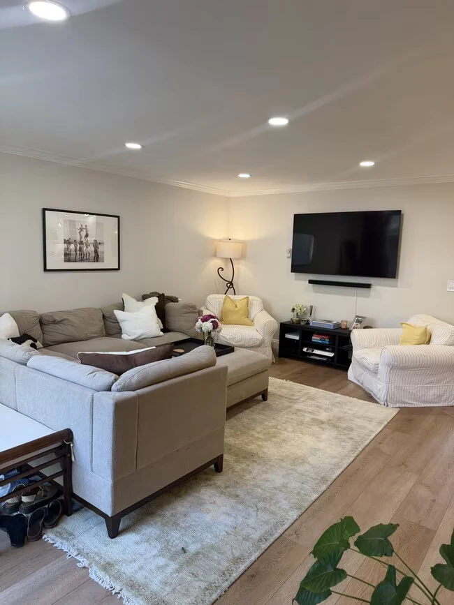 7811 Eads Ave San Diego, CA 92037 photo 3