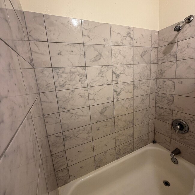 6815 W Carol Ave photo 5