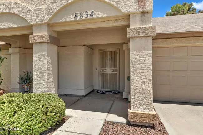 8834 W Purdue Ave Peoria, AZ 85345 photo 4