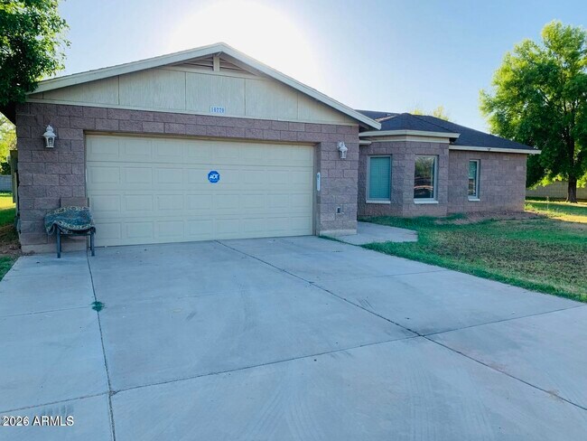 10770 N 127th Ave El Mirage, AZ 85335 photo 2