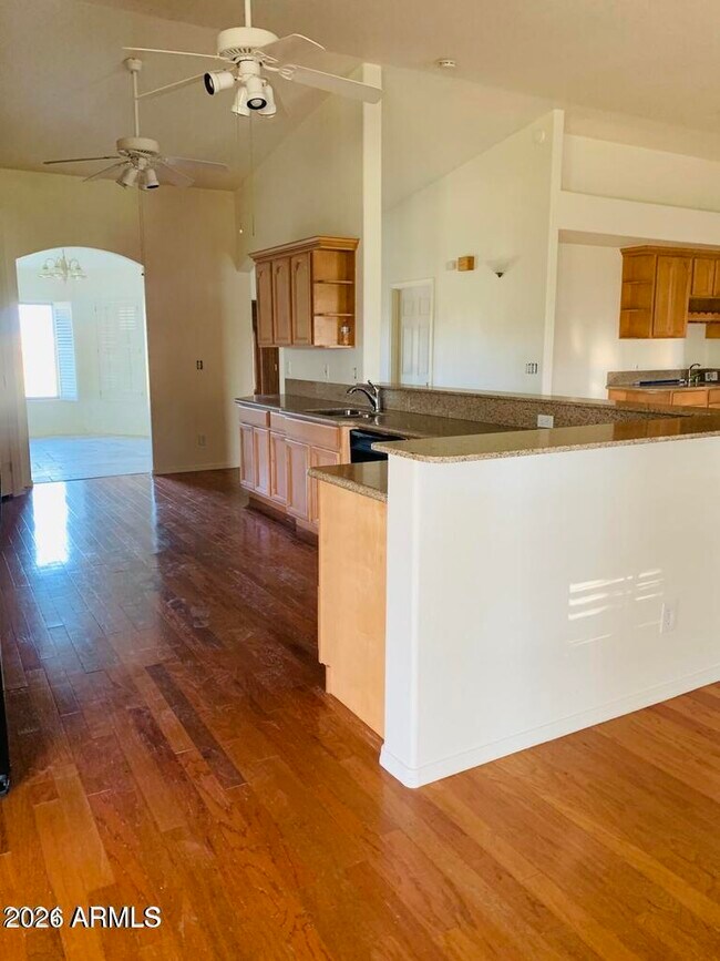 10770 N 127th Ave El Mirage, AZ 85335 photo 4