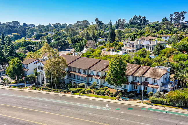 Azure Point at Encinitas - 55+ Active Adult Apartments photo 2