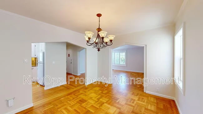 3BR/1BA Single Family House on 15th Ave · San Francisco photo 5