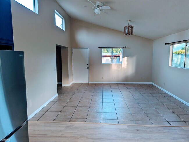 3827 Linda Vista Dr San Marcos, CA 92078 photo 5
