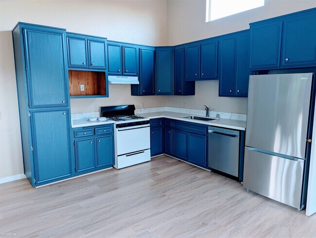 3827 Linda Vista Dr San Marcos, CA 92078 photo 4