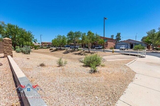 25146 W Parkside Ln S Buckeye, AZ 85326 photo 5