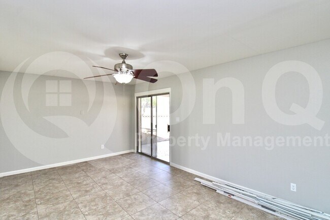 7430 E Minnezona Ave Scottsdale, AZ 85251 photo 5
