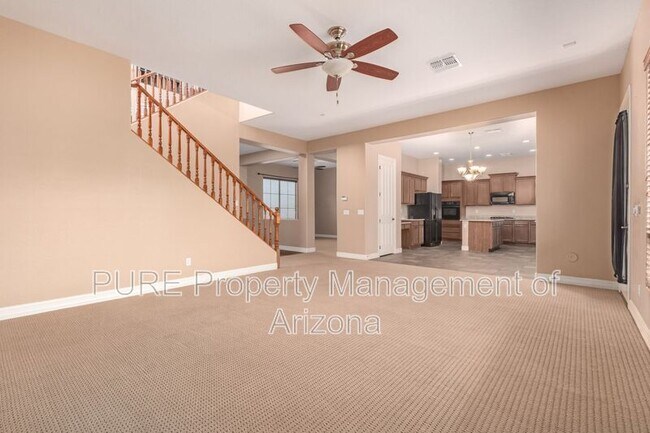 4246 S Summit St Gilbert, AZ 85297 photo 4