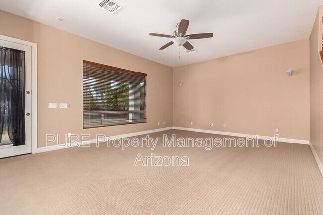 4246 S Summit St Gilbert, AZ 85297 photo 3