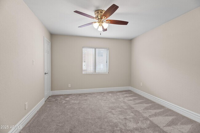3825 E Camelback Rd Phoenix, AZ 85018 photo 5