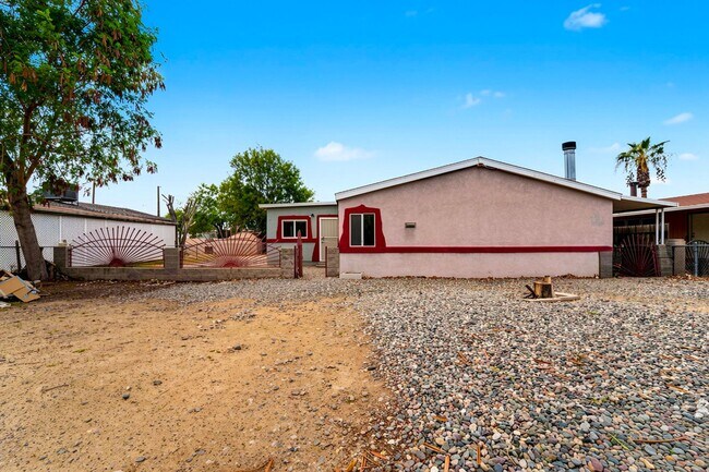 13507 W Stella Ln Litchfield Park, AZ 85340 photo 4