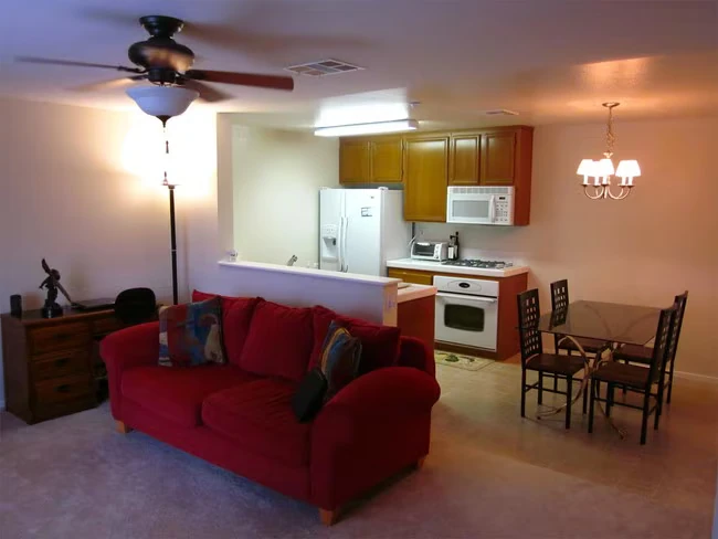 9728 Marilla Dr Lakeside, CA 92040