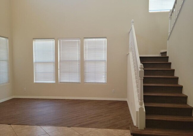 31111 N 136th Ln Peoria, AZ 85383 photo 2