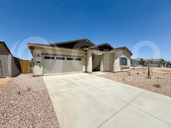 634 W Red Hawk Ct Casa Grande, AZ 85122 photo 2