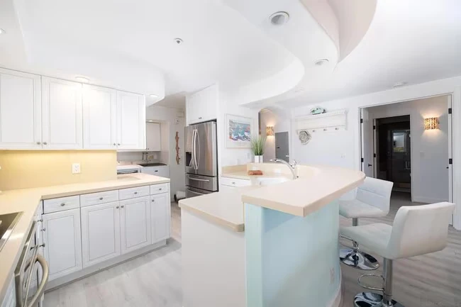 8263 Camino Del Oro San Diego, CA 92037 photo 5