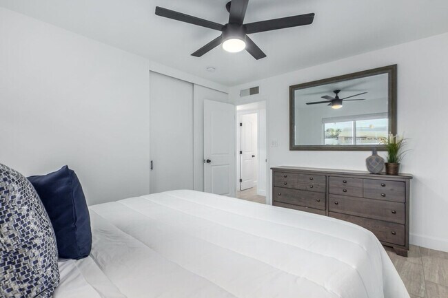 7302 E Coronado Rd Scottsdale, AZ 85257 photo 4