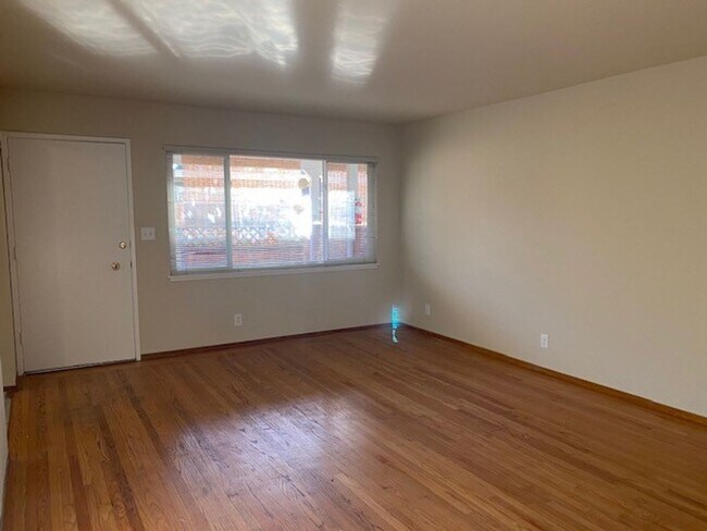 416 Waverley St Menlo Park, CA 94025 photo 4