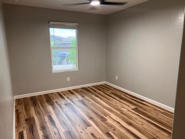 24547 W Pima St Buckeye, AZ 85326 photo 3