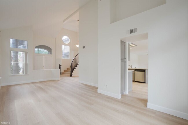32035 Corte Bacarro Temecula, CA 92592 photo 2
