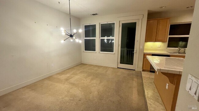291 Marina Village Way Benicia, CA 94510