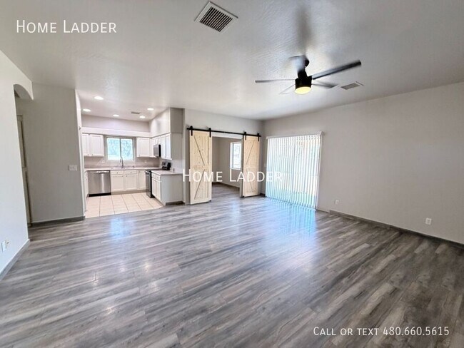 651 W Fairway Cove Dr Casa Grande, AZ 85194 photo 3