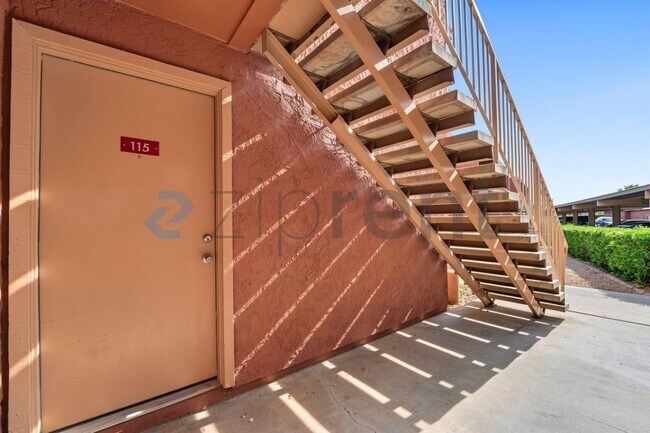 Unit 115 photo 2