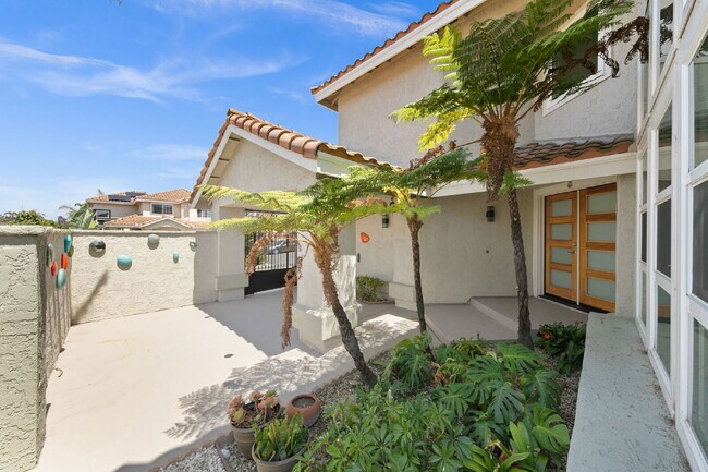1068 Pacific Hill St Chula Vista, CA 91911 photo 5