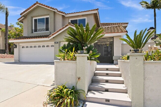 1068 Pacific Hill St Chula Vista, CA 91911 photo 2