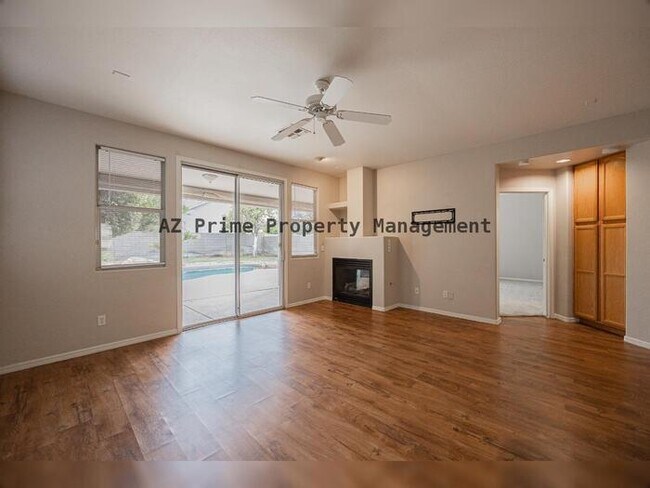 907 S Roanoke St Gilbert, AZ 85296 photo 5