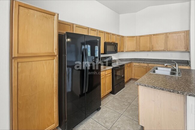 15872 W Adams St Goodyear, AZ 85338 photo 3