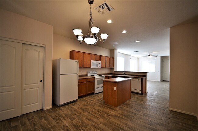 3660 E Temecula Way Gilbert, AZ 85297 photo 5