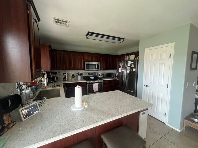 11206 W Chase Dr photo 4