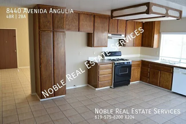 8440 Avenida Angulia Spring Valley, CA 91977 photo 5