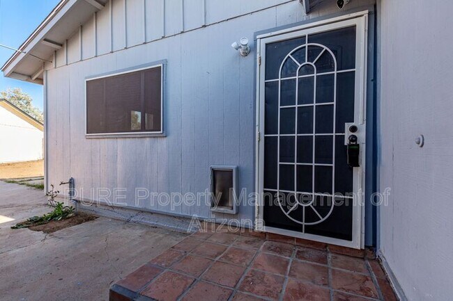 13849 N 48th Ave Glendale, AZ 85306 photo 2