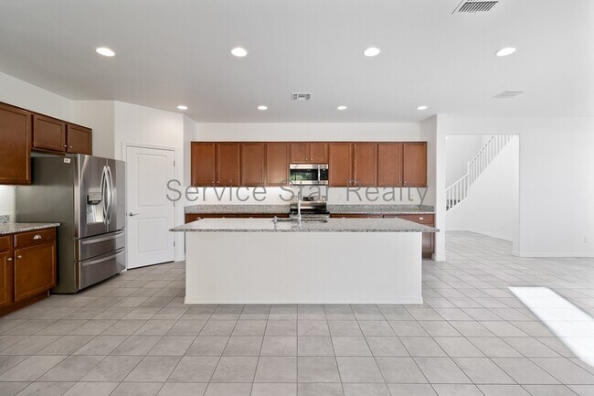 2228 W Carol Ann Way Phoenix, AZ 85023 photo 4