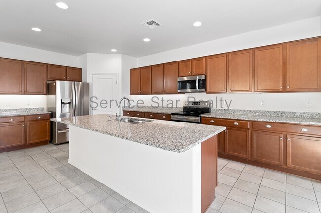 2228 W Carol Ann Way Phoenix, AZ 85023 photo 5