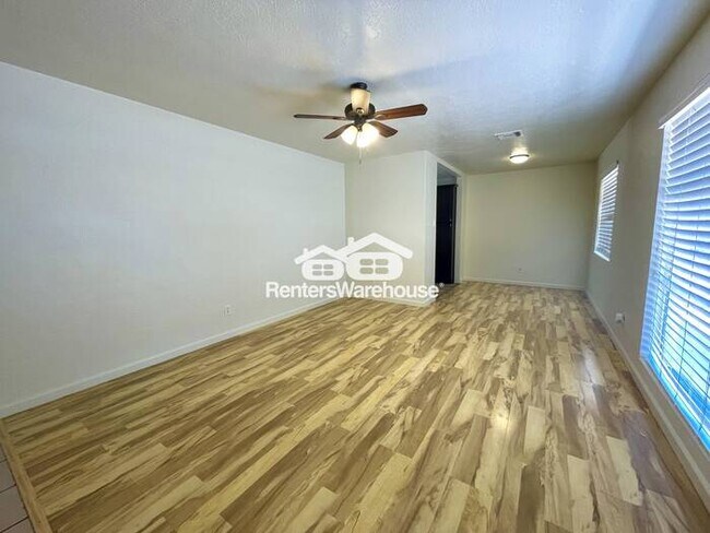 760 N Evergreen St Chandler, AZ 85225 photo 4