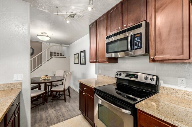 14145 N 92nd St Scottsdale, AZ 85260 photo 4