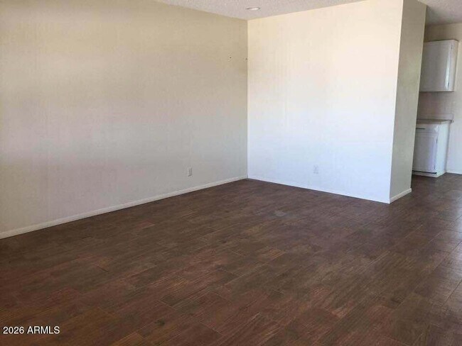 2308 N 51st Pl Phoenix, AZ 85008 photo 2
