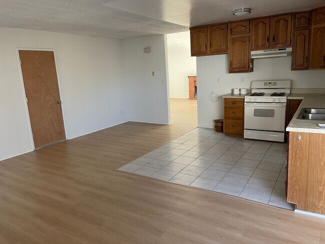 11026 Virgo Pl San Diego, CA 92126 photo 2