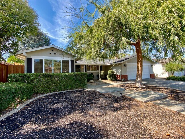 6187 Meridian Ave San Jose, CA 95120 photo 2