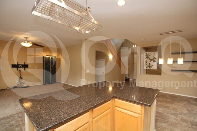 12622 W Duane Ln Peoria, AZ 85383 photo 3